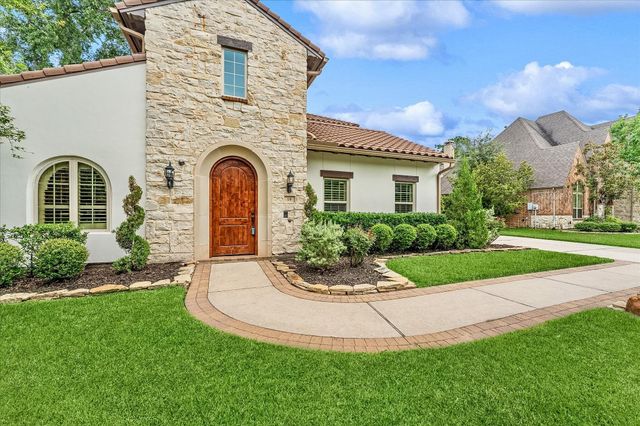 19 Paloma Bend Place, The Woodlands, TX 77389