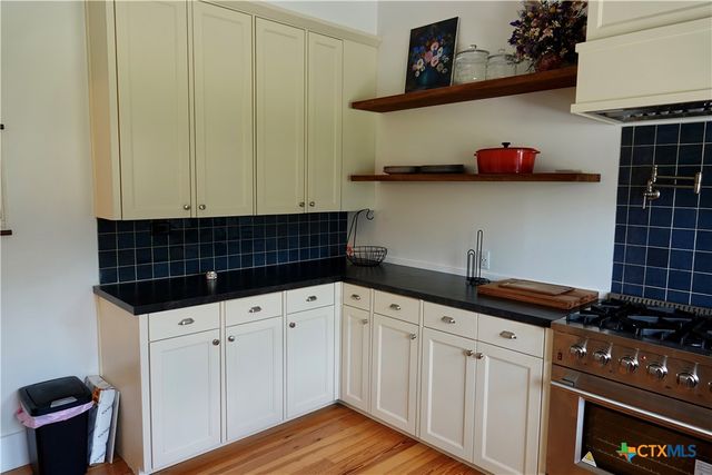 801 Reynolds, Goldthwaite, TX 76844