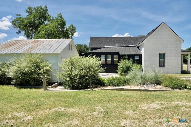 801 Reynolds, Goldthwaite, TX 76844