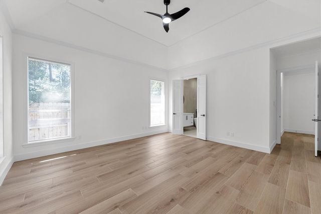 30 E Wedgemere Circle, The Woodlands, TX 77381