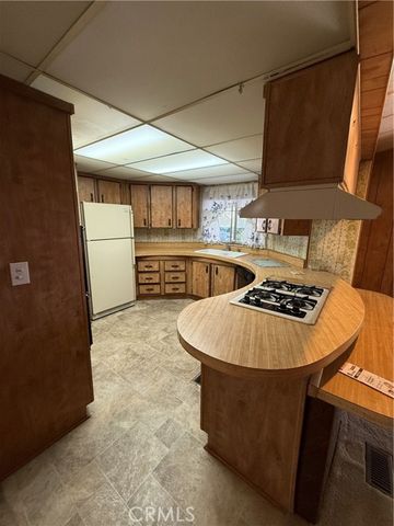 3850 Atlantic 260, Highland, CA 92346