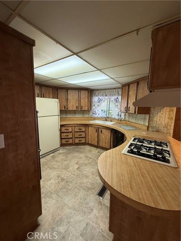 3850 Atlantic 260, Highland, CA 92346