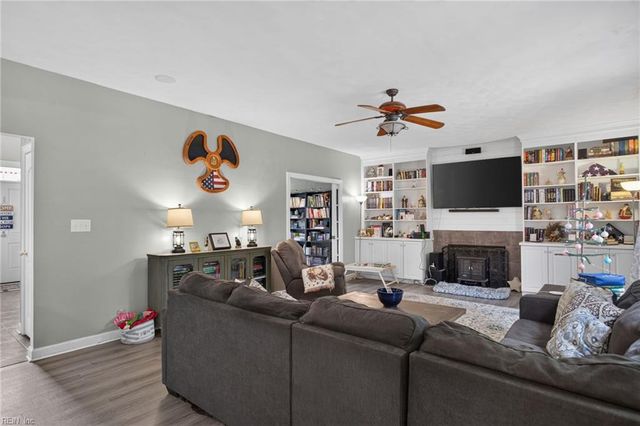 700 Sarasota ARCH, Chesapeake, VA 23322