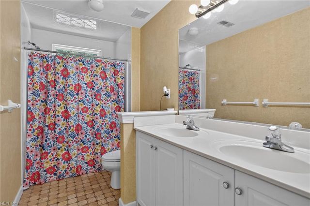 700 Sarasota ARCH, Chesapeake, VA 23322