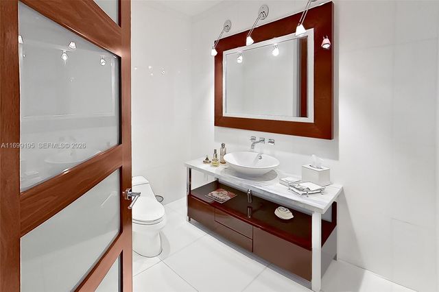 20155 NE 38th Court 2903, Aventura, FL 33180
