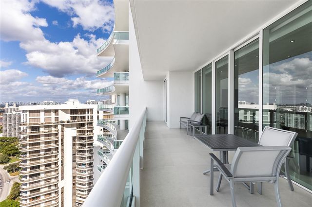 20155 NE 38th Court 2903, Aventura, FL 33180