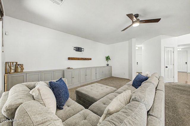 3213 W PLEASANT Lane, Phoenix, AZ 85041