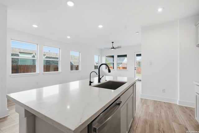 12427 Aurora Basin, San Antonio, TX 78254