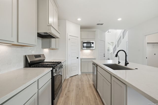 12427 Aurora Basin, San Antonio, TX 78254