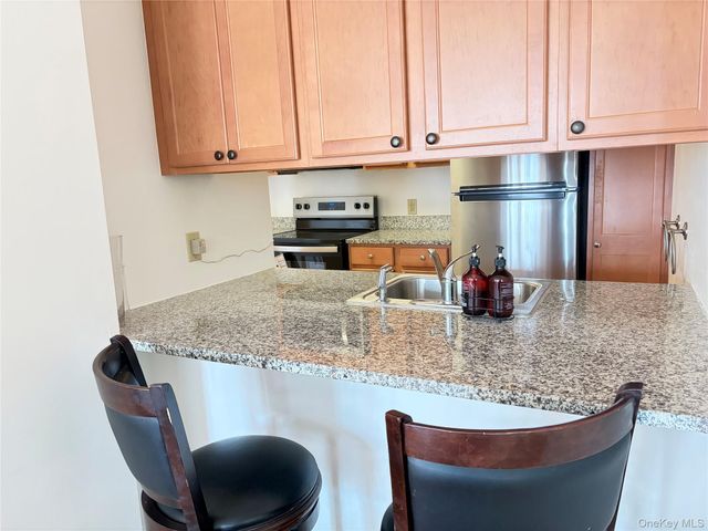 306 Sutton Drive, Mount Kisco, NY 10549