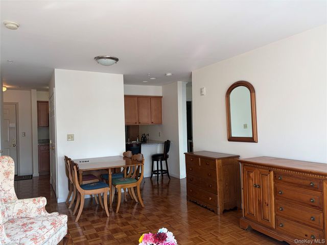 306 Sutton Drive, Mount Kisco, NY 10549