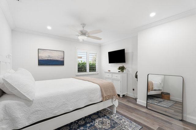 3952 SE Fairway W, Stuart, FL 34997