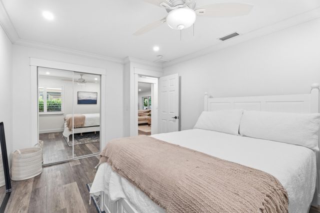 3952 SE Fairway W, Stuart, FL 34997