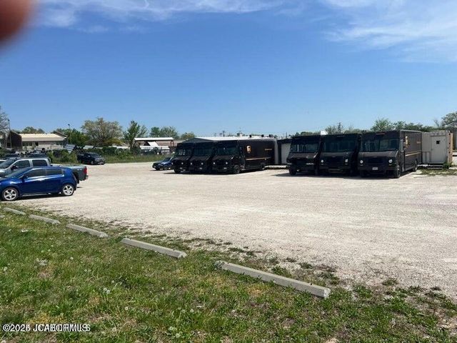 721 HEISINGER ROAD, Jefferson City, MO 65109