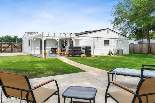 85 DOLPHIN Boulevard E, Ponte Vedra Beach, FL 32082