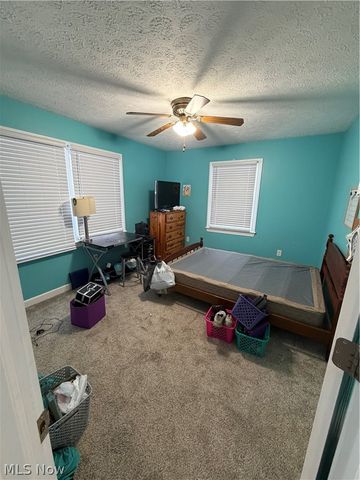 749 Regina Drive, Vermilion, OH 44089