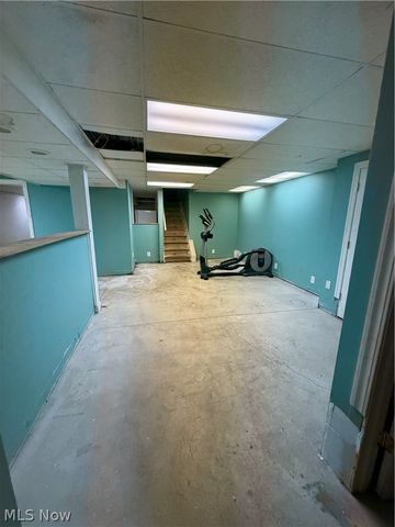 749 Regina Drive, Vermilion, OH 44089