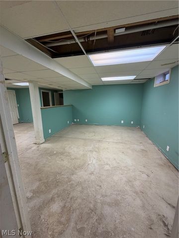 749 Regina Drive, Vermilion, OH 44089