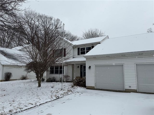 749 Regina Drive, Vermilion, OH 44089