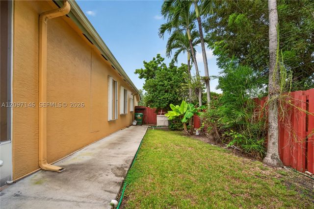 14639 SW 159th Pl, Miami, FL 33196