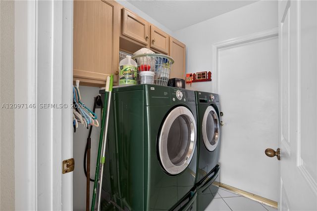 14639 SW 159th Pl, Miami, FL 33196