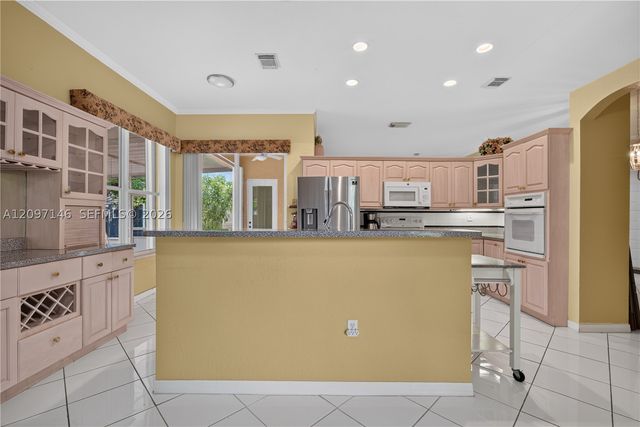 14639 SW 159th Pl, Miami, FL 33196