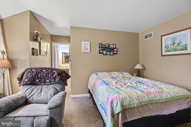 2248 WEXFORD RD, Palmyra, PA 17078