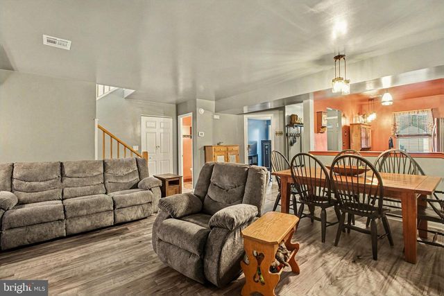 2248 WEXFORD RD, Palmyra, PA 17078