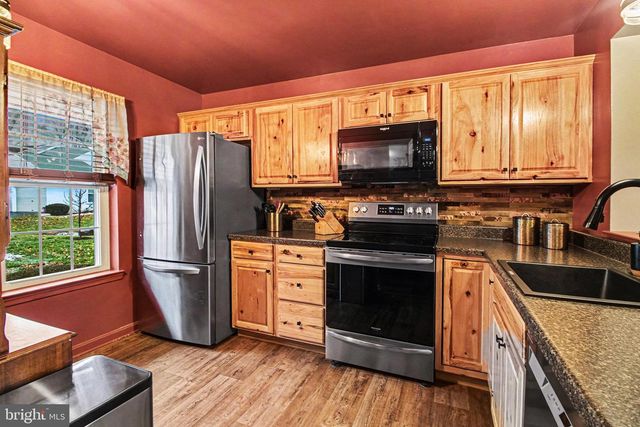 2248 WEXFORD RD, Palmyra, PA 17078