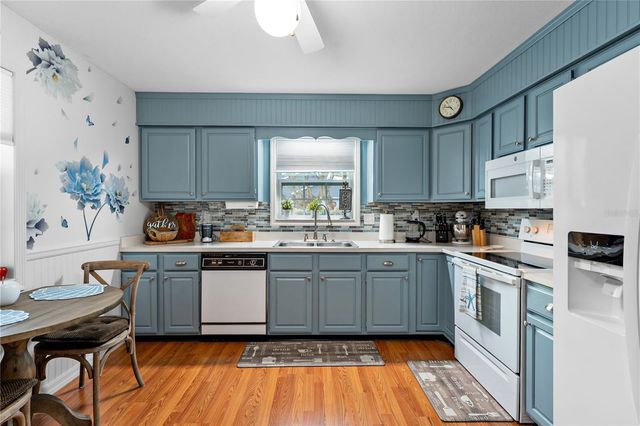 37406 TEABERRY LOOP, Zephyrhills, FL 33542