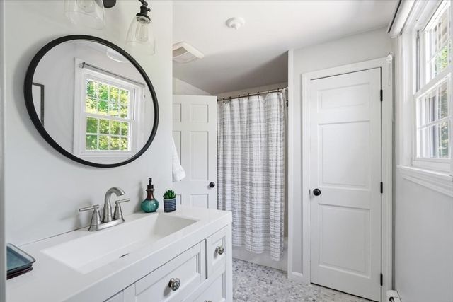 340 Church St, Marshfield, MA 02050