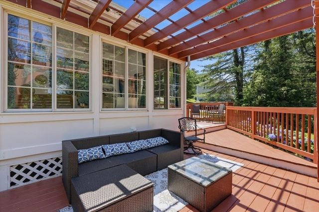 340 Church St, Marshfield, MA 02050