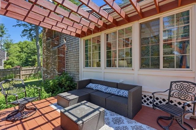 340 Church St, Marshfield, MA 02050