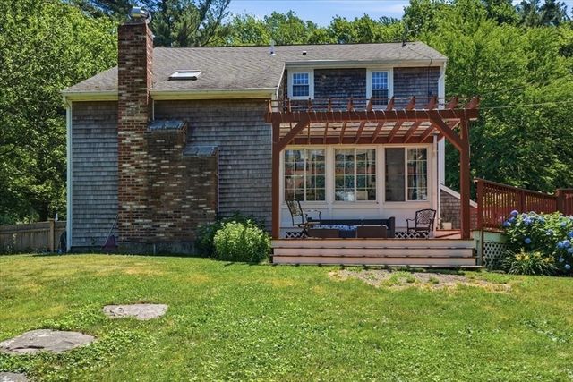 340 Church St, Marshfield, MA 02050