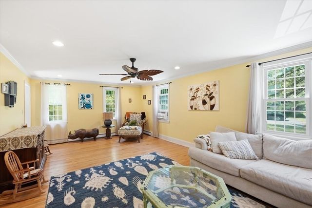 340 Church St, Marshfield, MA 02050