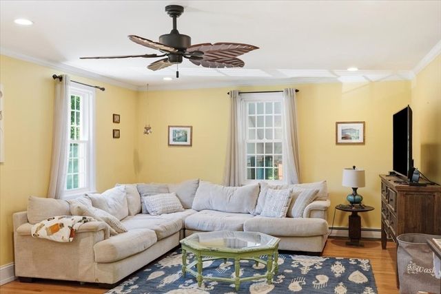 340 Church St, Marshfield, MA 02050