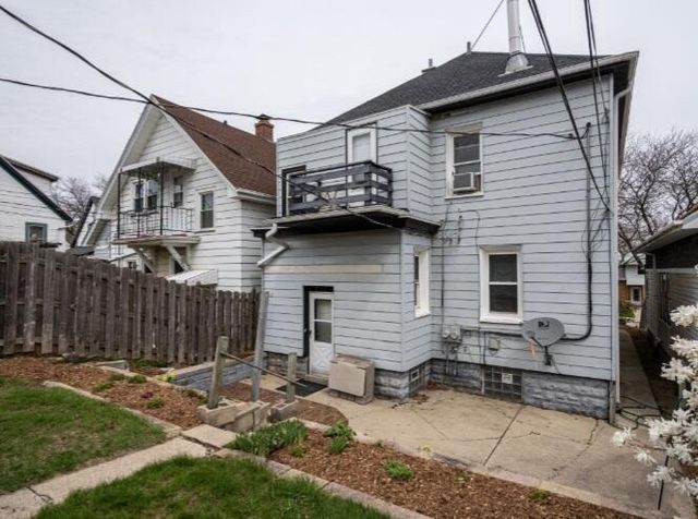 1817 E Rusk AVENUE #1819, Milwaukee, WI 53207