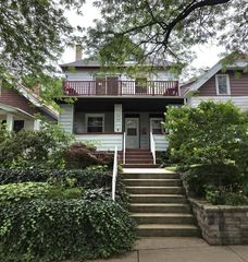 1817 E Rusk AVENUE #1819, Milwaukee, WI 53207