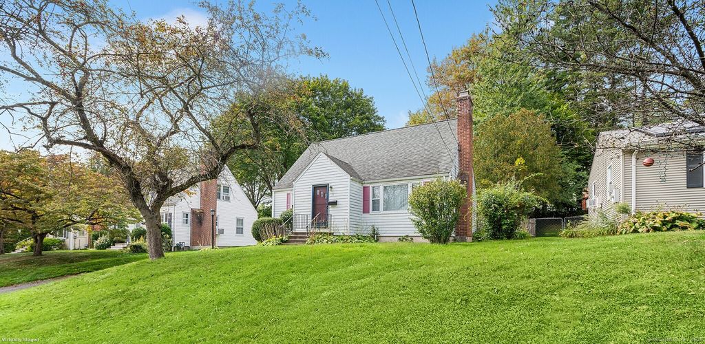 9 Federal Street, West Hartford, CT 06110