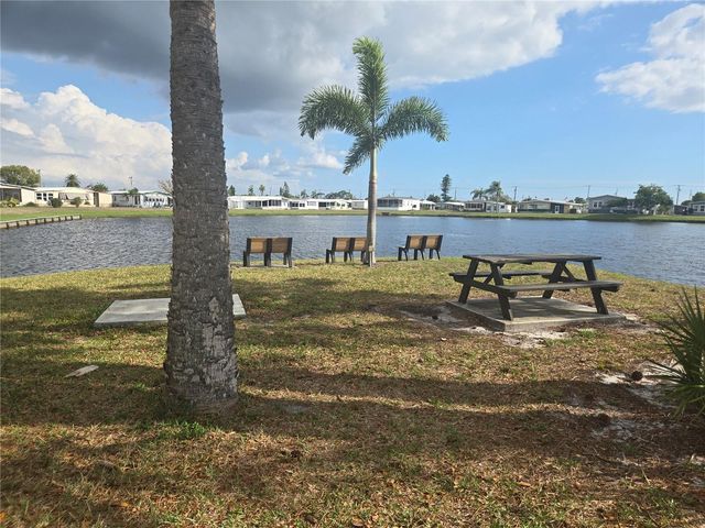 295 ANCHORS WAY, North Port, FL 34287