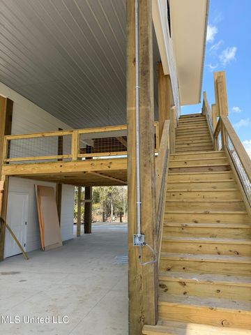 11129 Bay Cove Drive, Bay Saint Louis, MS 39520