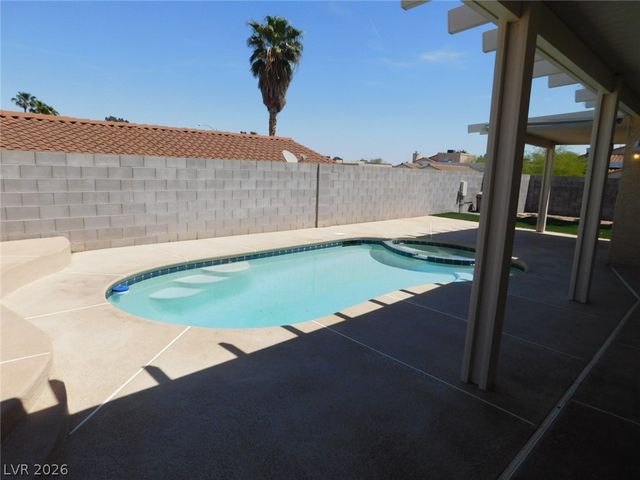 400 Opal Drive, Henderson, NV 89015