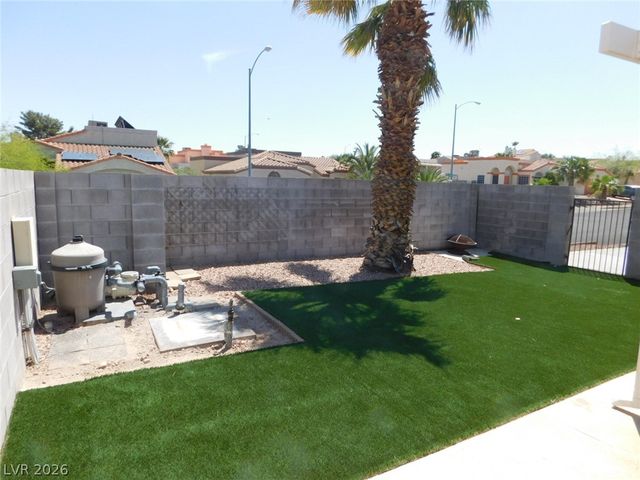400 Opal Drive, Henderson, NV 89015