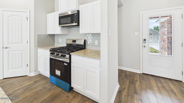 146 Lake Ridge Drive, Broussard, LA 70518