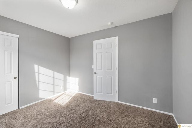 18624 Anne Street, Omaha, NE 68135