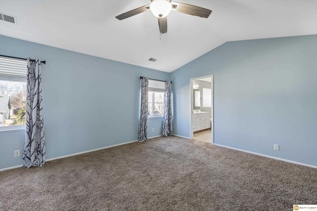 18624 Anne Street, Omaha, NE 68135