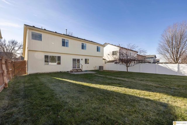 18624 Anne Street, Omaha, NE 68135