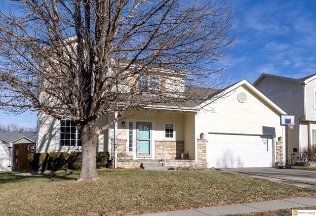 18624 Anne Street, Omaha, NE 68135