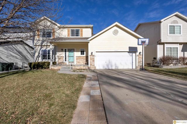 18624 Anne Street, Omaha, NE 68135