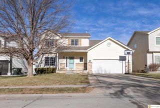 18624 Anne Street, Omaha, NE 68135